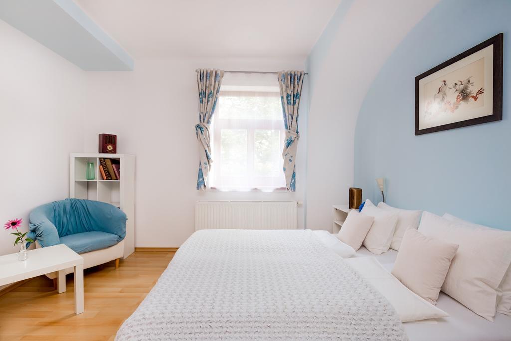 Pštrossova Vila - u klášterní zahrady Bechyně Exteriér fotografie